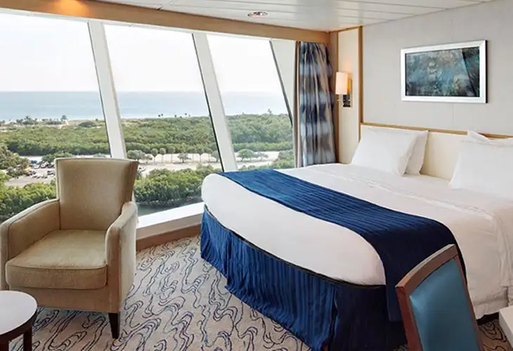 VP Oceanview Panoramic Suite