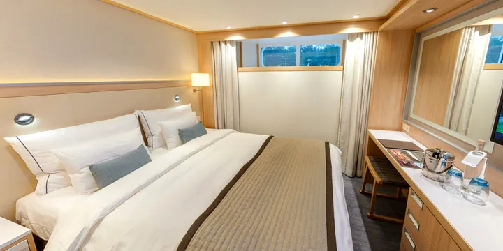 E Standard Stateroom